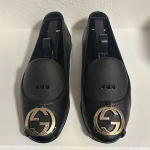 Gucci Black Leather Loafers with Gold Emblem